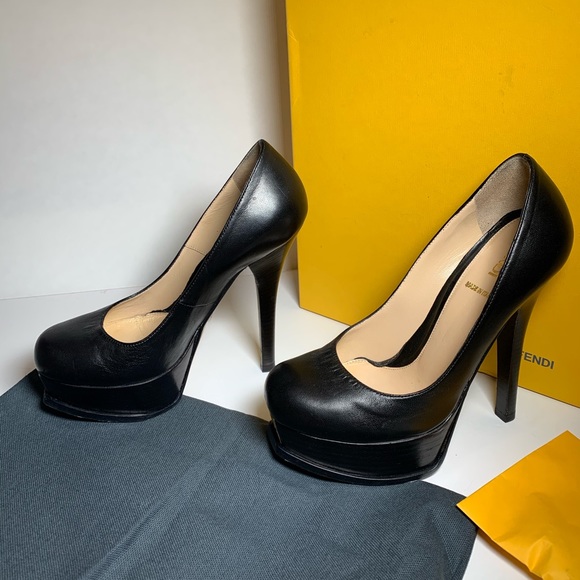 Authentic Fendi Pumps - Picture 4 of 7